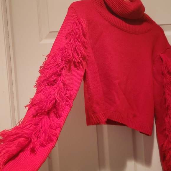 Sweater Must Have!!! - Picture 3 of 6